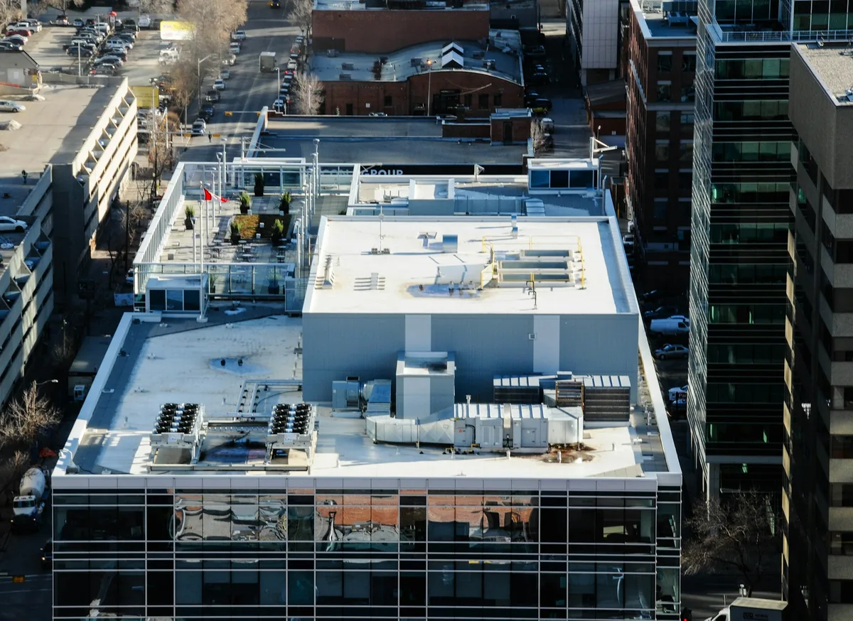 Building interior maintenance planning